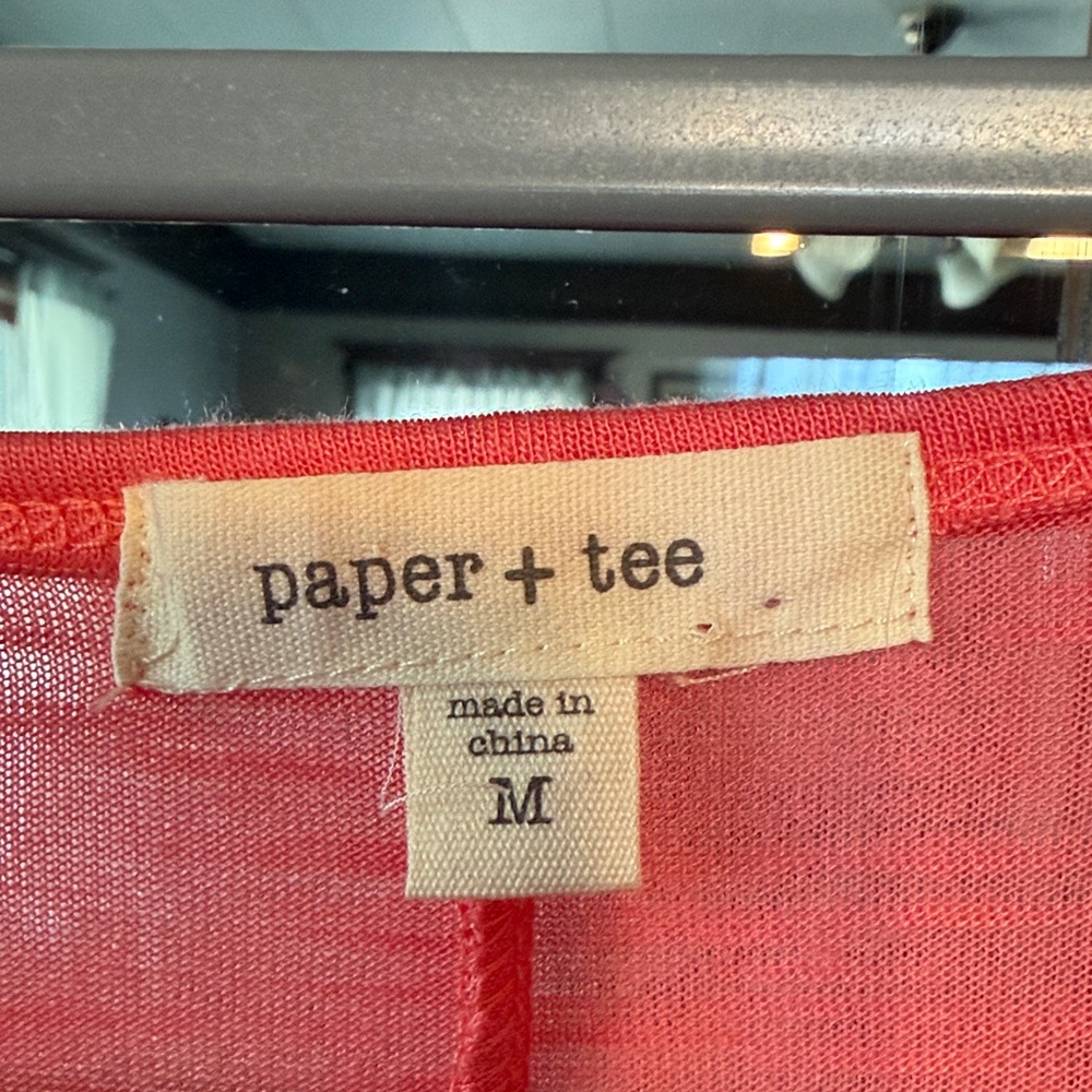 Paper + Tee Womens Coral Pink Slub Knit V-Neck Front Tie Short Sleeve Top M NWT - Picture 2 of 5